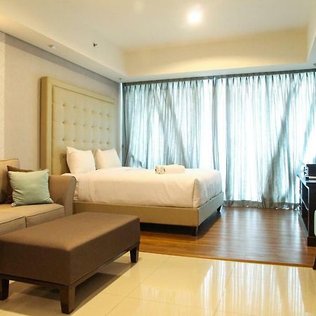 Elegant 1Br Kemang Village Apartment By Travelio Jakarta Buitenkant foto